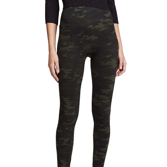 SPANX Layce green camo printed legging - Picture 3 of 12